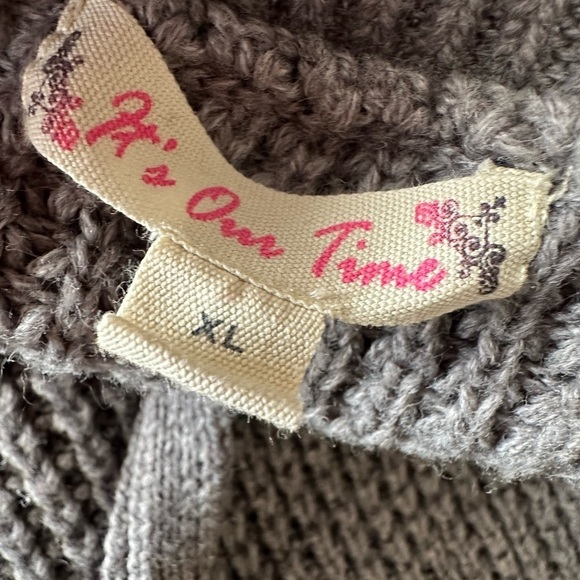 It’s Our Time V-Neck Sweater with Tie Details - Picture 4 of 7